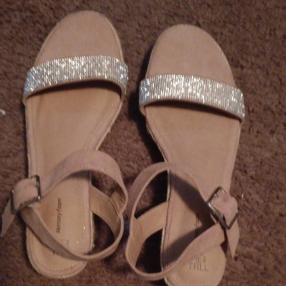 Tru Sandals with Glittering Silver Straps